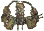 Tactical Weste Vegetato Digital Woodland mit 12 Taschen