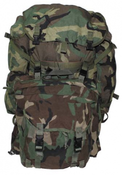 US ARMY CFP-90 COMBAT PACK woodland camouflage