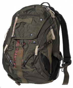 PURE TRASH Rucksack groß "PT" oliv