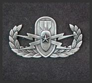 EOD SENIOR EXPLOSIVE ORDNANCE DISPOSAL badge