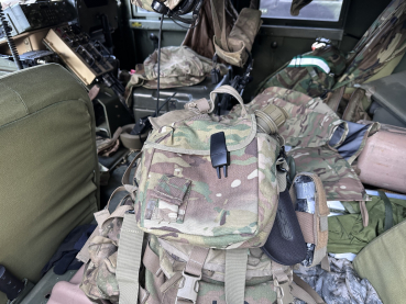Preview: US MOLLE 2 QT. Bladder Canteen Cover MultiCam®
