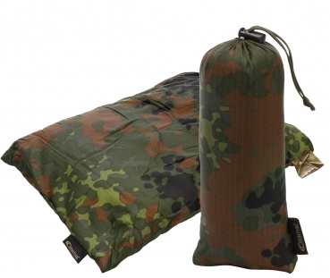 Carinthia Reisekissen Flecktarn