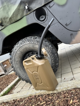Preview: US Military Scepter Fuel Canister MFC 20L Field Drab