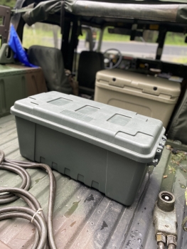 Plano Transportbox 64 Liter Oliv