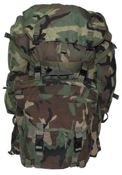 US ARMY CFP-90 COMBAT PACK woodland camouflage