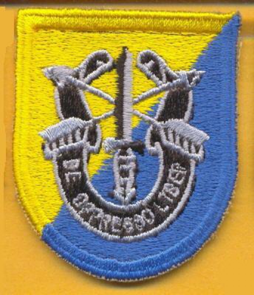 8th SFG Airborne ODA beret DUI Flash