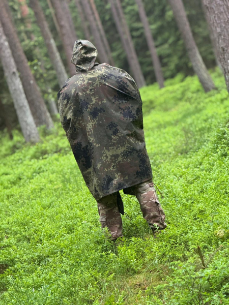 BW Poncho Flecktarn mit IRR Beschichtung