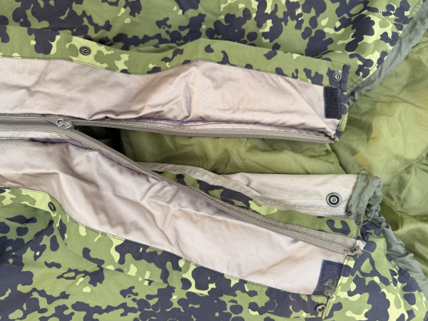 Danish Army HMAK Schlafsack M98 mit Überzug M84 camouflage