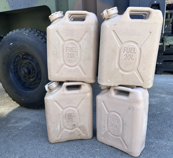 4 US Army 20L Fuel Can Kraftstoffkanister
