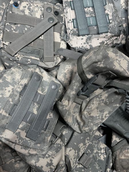 25 Stück US Army UCP IFAK Molle Pouch mit Insert 6545-01-531-3647