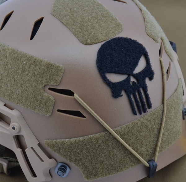 Velcro Helmet 'Punisher' skull