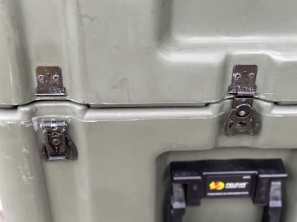 US Army Pelican Hardigg Trolley Case