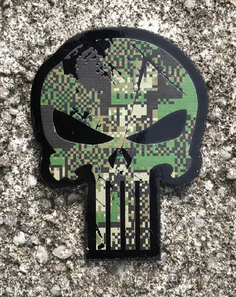 Big Punisher IR Infrarot Patch Pencott Greenzone mit Klett