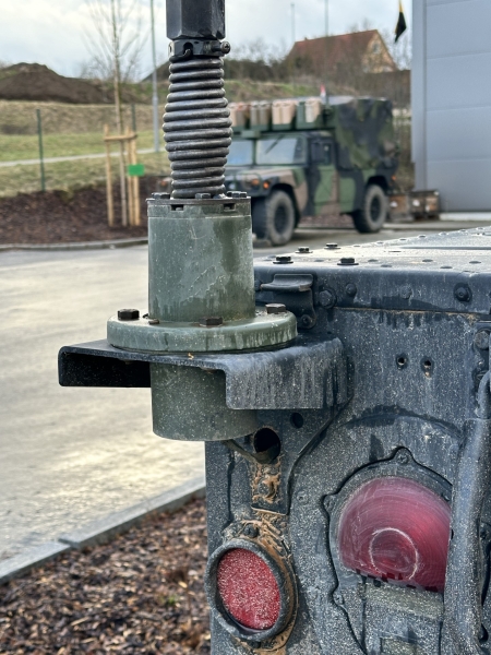 Hmmwv Humvee Antennenwinkel (V2A) Heavy Duty