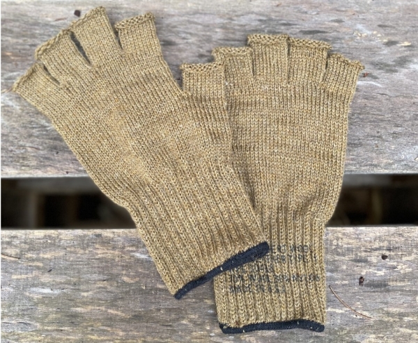US Army Fingerless Wool Gloves Coyote