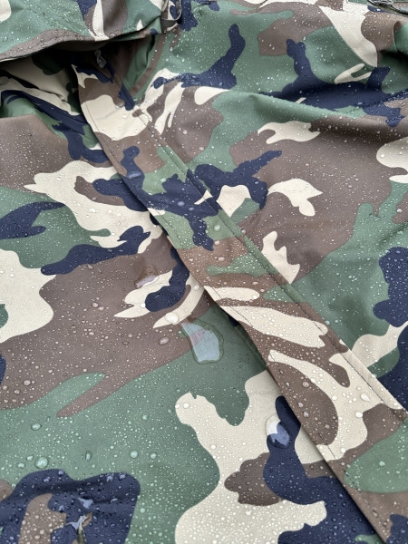 US Cold Wet Weather Parka mit Fleecejacke GEN.II Woodland Camouflage
