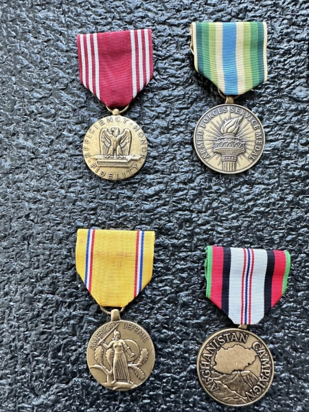 10 Uniform Orden US Army